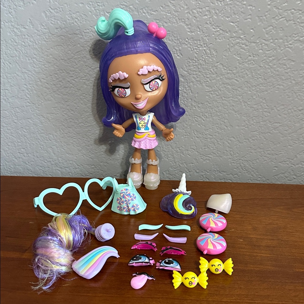 Lotta Looks Cookie Swirl Rainbow Sugar Rush Doll with Accessories